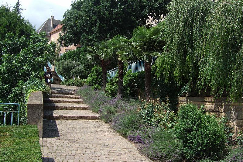 3-6-07 Metz.JPG - Öffentlicher Terassengarten ...